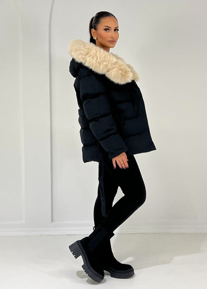 Lara - Chaqueta acolchada con capucha